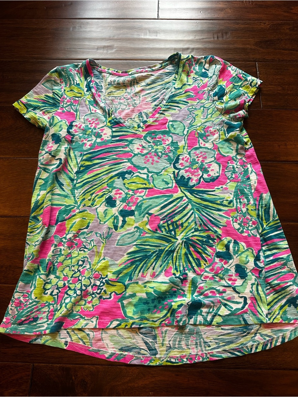 Lilly Pulitzer Early Bloomer Etta V-Neck Tee